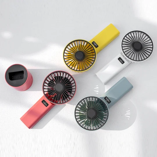 GXZ-F826  Innovative handheld oscillating fan 4000mah Battery Rechargeable desk fan rotating portable fan