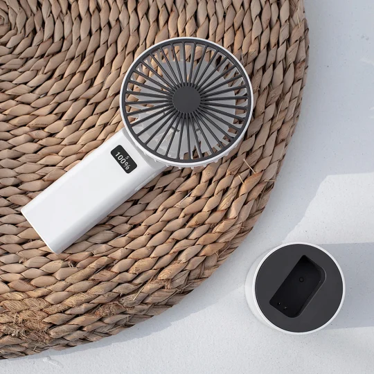 GXZ-F826  Innovative handheld oscillating fan 4000mah Battery Rechargeable desk fan rotating portable fan