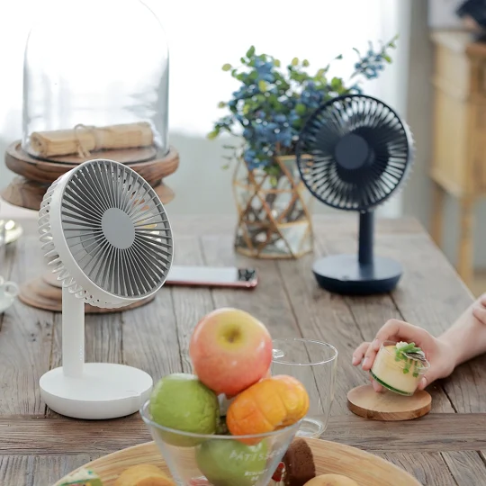 GXZ-F819  Desk Fan 4000 mAh 18650 Rechargeable battery Portable Strong 3 Speed Adjustable Angle Desk Mini Fan For Summer