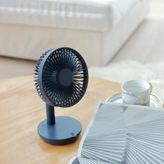 GXZ-F819  Desk Fan 4000 mAh 18650 Rechargeable battery Portable Strong 3 Speed Adjustable Angle Desk Mini Fan For Summer