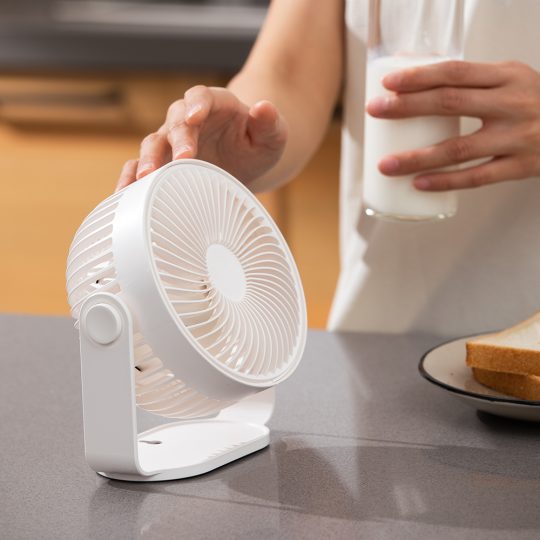 GXZ-F70 Desktop fan---rechargeable 3000mAh